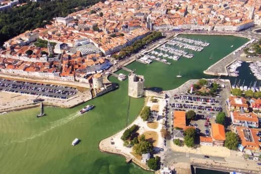 Vue du Vieux-Port de La Rochelle pour illustrer la distribution de flyer et prospectus