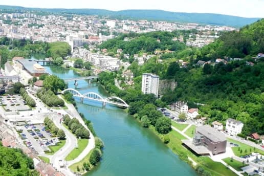 Vue de Besançon illustrant la distribution de flyers et prospectus